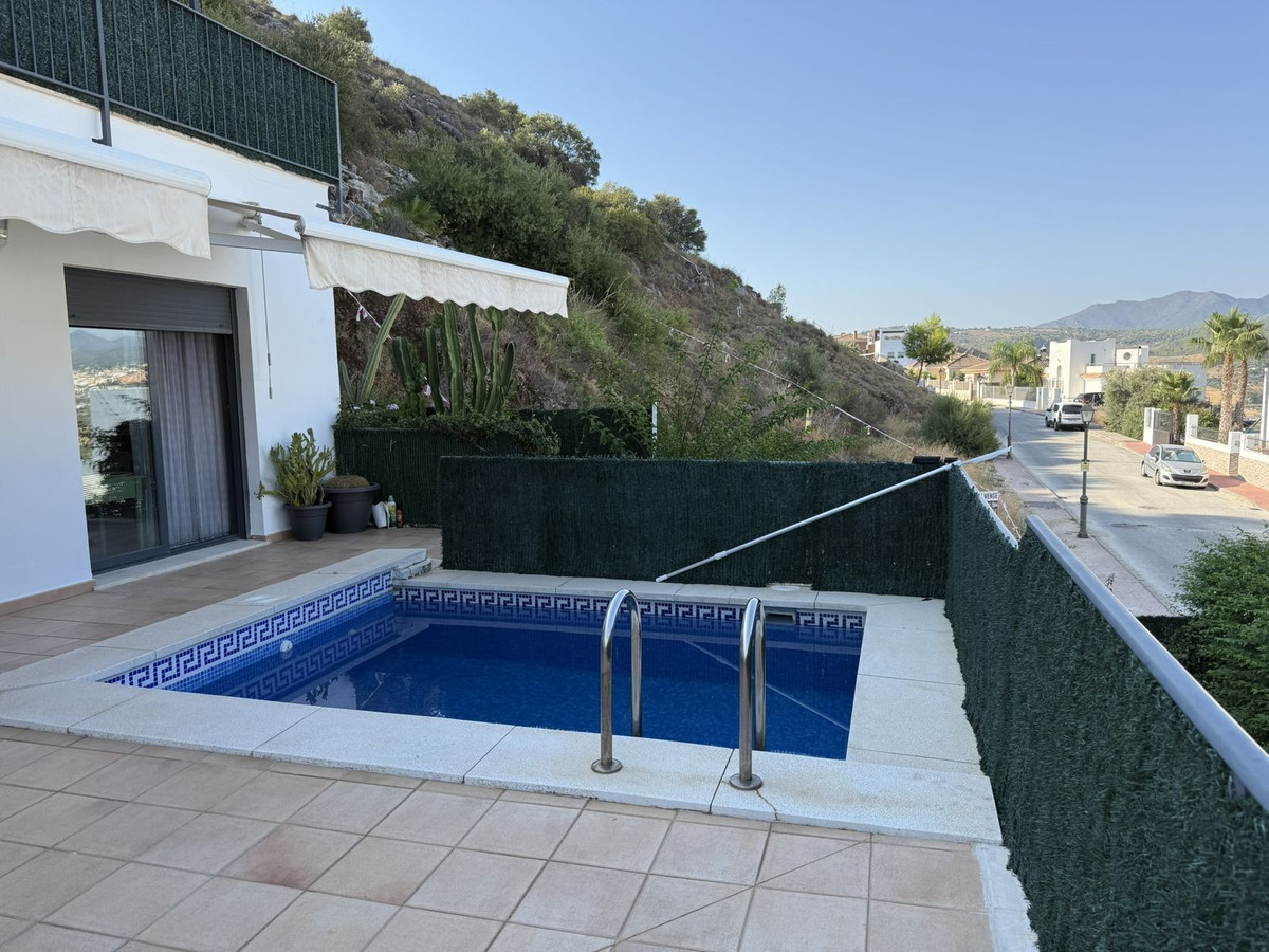 Se vende Villa - Chalet de 3 dormitorios en Costa Del Sol, Málaga, España