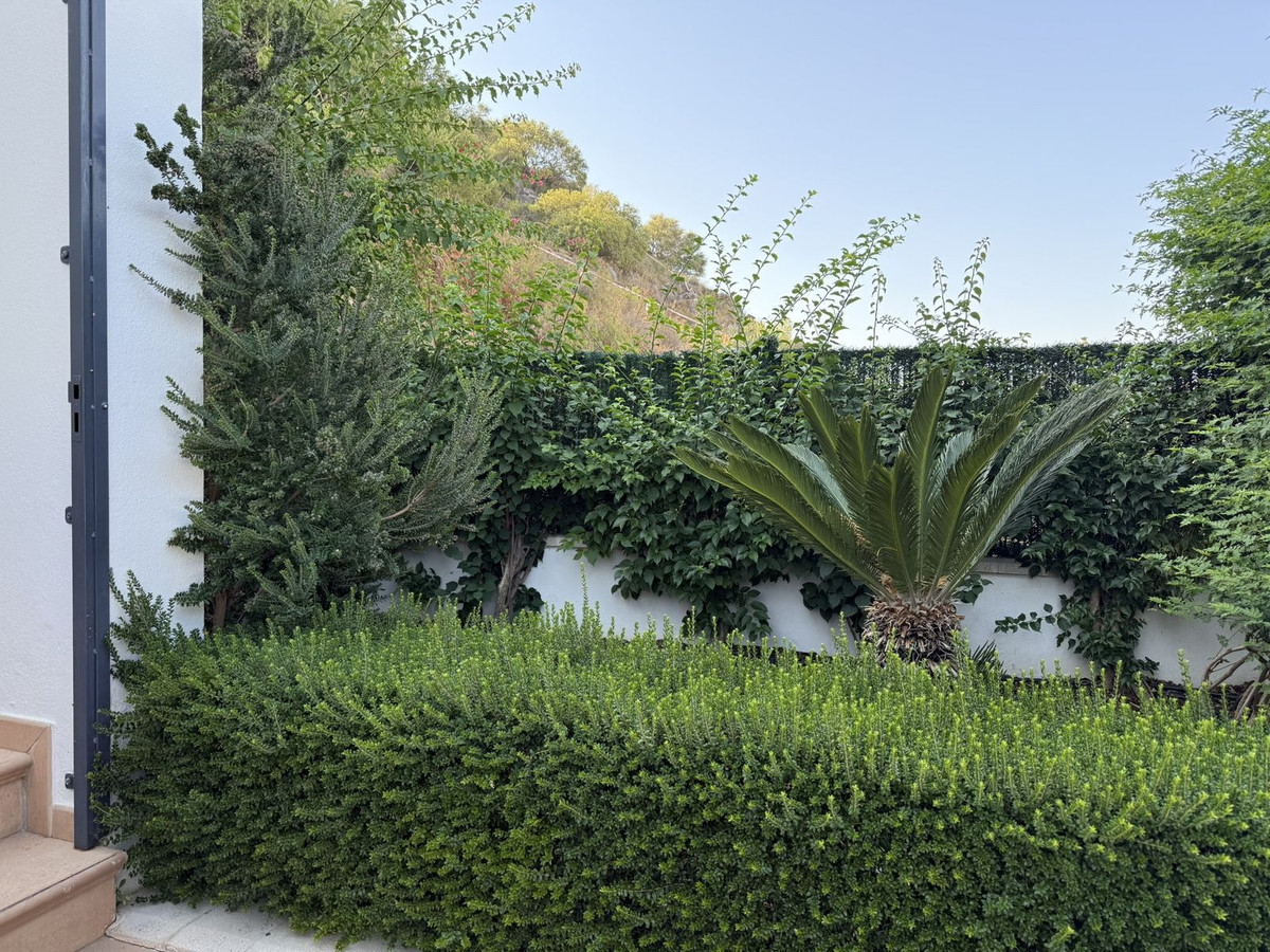 Se vende Villa - Chalet de 3 dormitorios en Costa Del Sol, Málaga, España