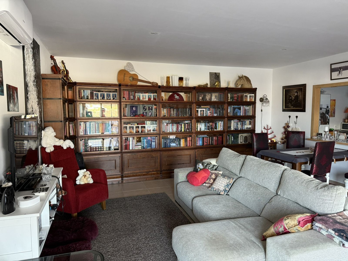 Se vende Villa - Chalet de 3 dormitorios en Costa Del Sol, Málaga, España