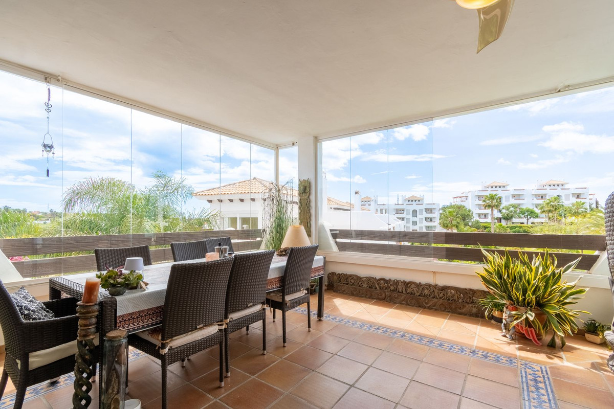 3 Bed Apartment for sale in Estepona Costa Del Sol, Málaga, Spain