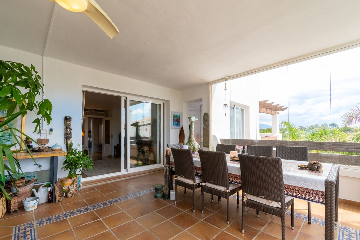 3 Bed Apartment for sale in Estepona Costa Del Sol, Málaga, Spain