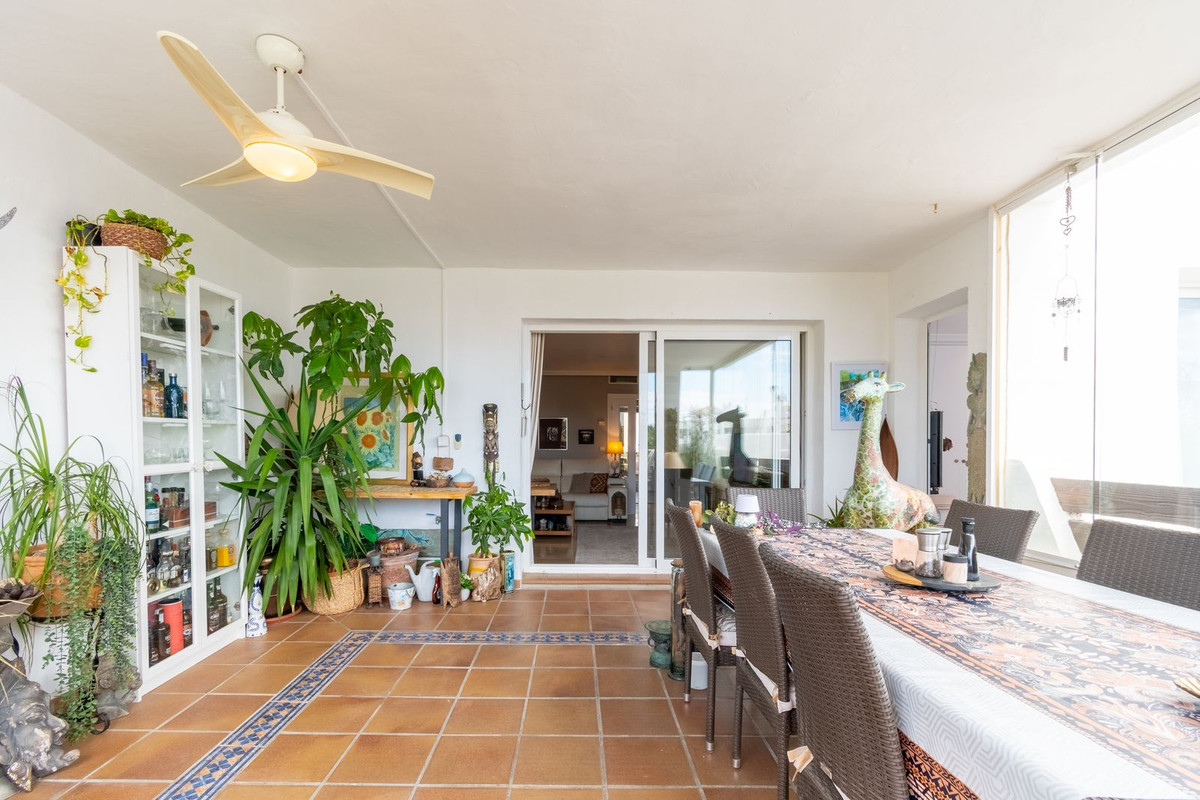 3 Bed Apartment for sale in Estepona Costa Del Sol, Málaga, Spain