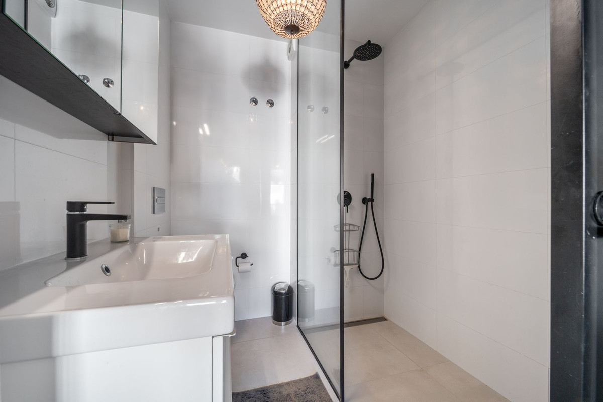 4 Bed Townhouse for sale in Nueva Andalucía Costa Del Sol, Málaga, Spain