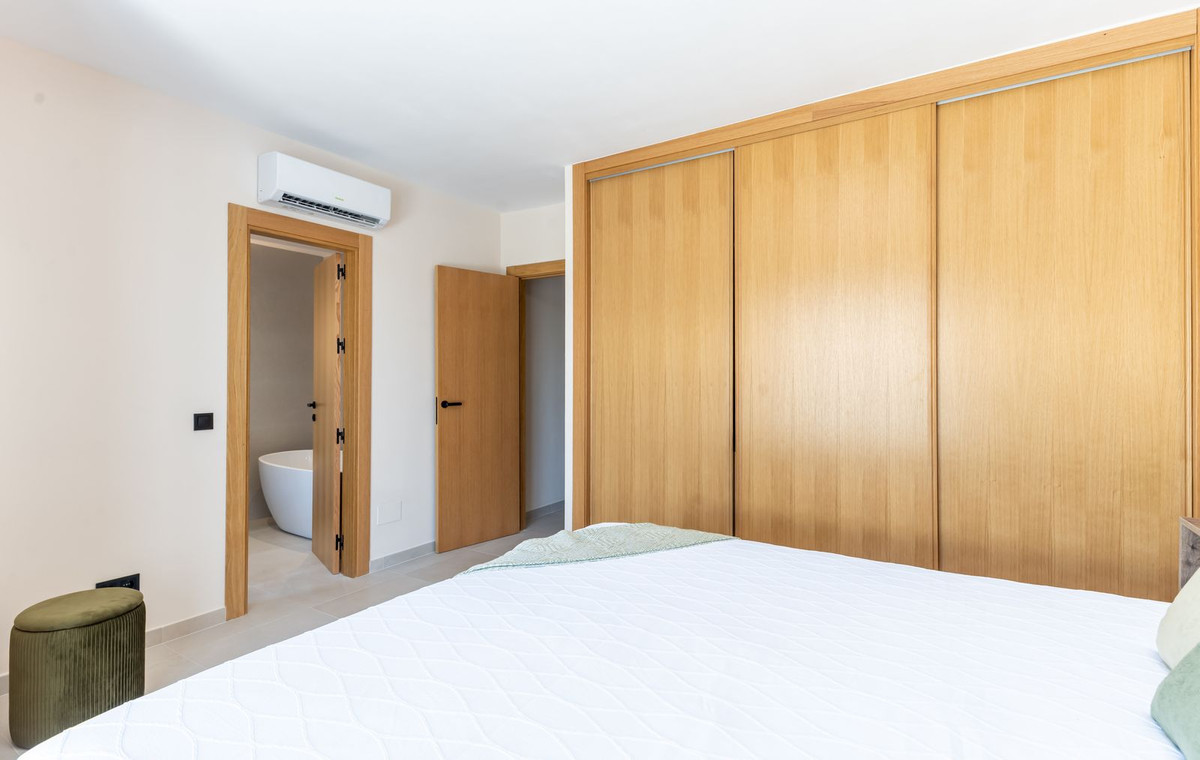 Se vende Adosada de 4 dormitorios en Costa Del Sol, Málaga, España