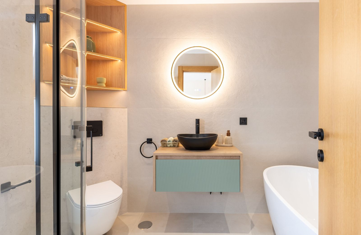 Se vende Adosada de 4 dormitorios en Costa Del Sol, Málaga, España
