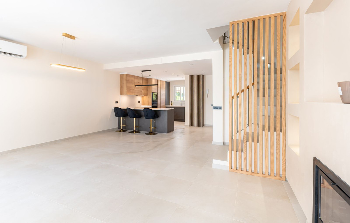 Se vende Adosada de 4 dormitorios en Costa Del Sol, Málaga, España