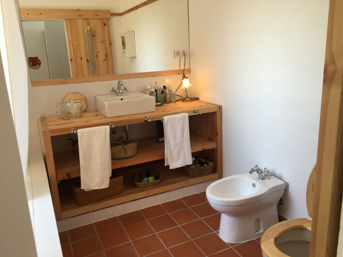 3 Bed Townhouse for sale in Estepona Costa Del Sol, Málaga, Spain