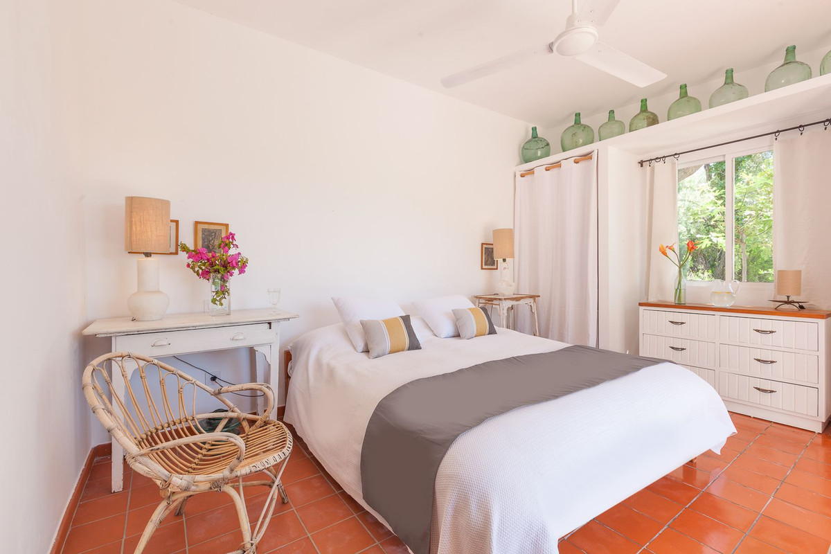 3 Bed Townhouse for sale in Estepona Costa Del Sol, Málaga, Spain
