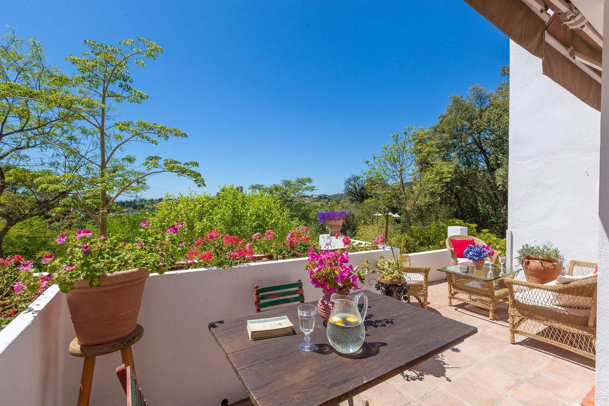 3 Bed Townhouse for sale in Estepona Costa Del Sol, Málaga, Spain