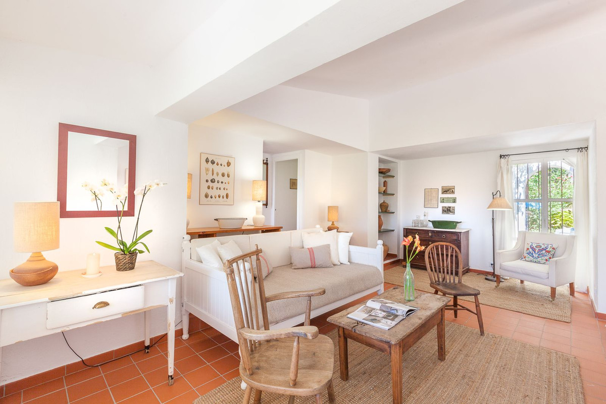 3 Bed Townhouse for sale in Estepona Costa Del Sol, Málaga, Spain
