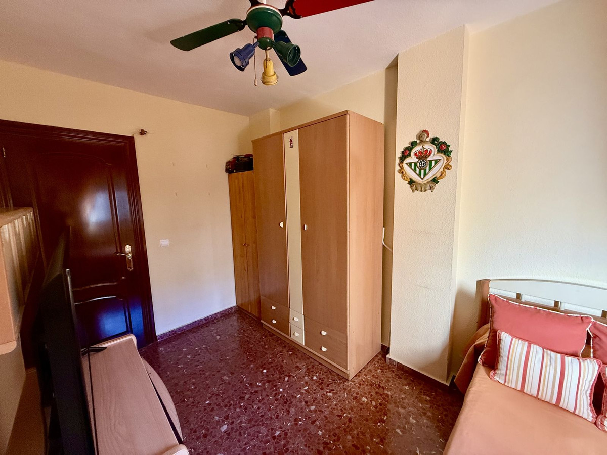 3 Bed Apartment for sale in Fuengirola Costa Del Sol, Málaga, Spain