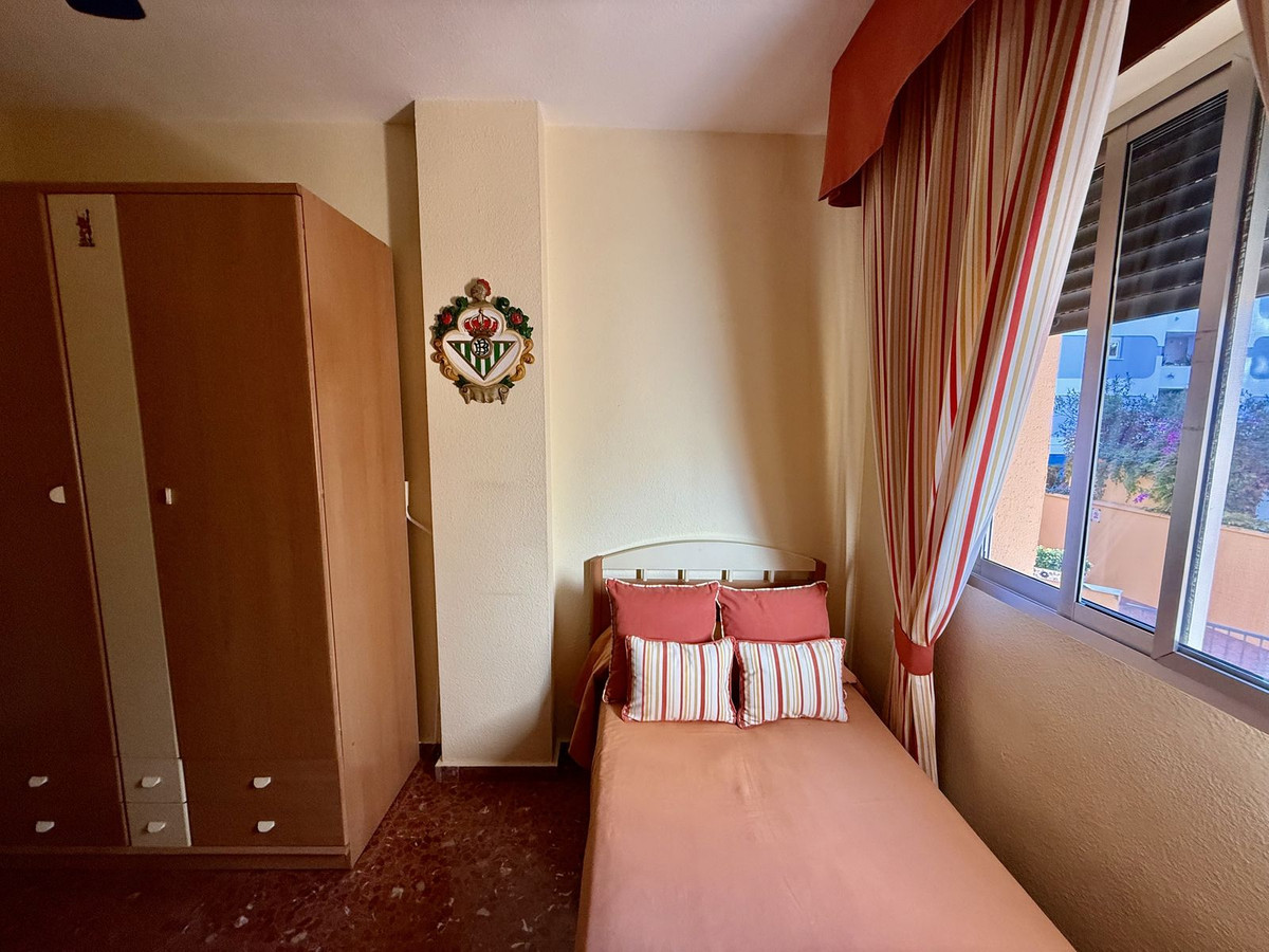 3 Bed Apartment for sale in Fuengirola Costa Del Sol, Málaga, Spain