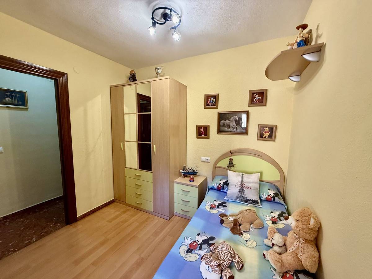 3 Bed Apartment for sale in Fuengirola Costa Del Sol, Málaga, Spain