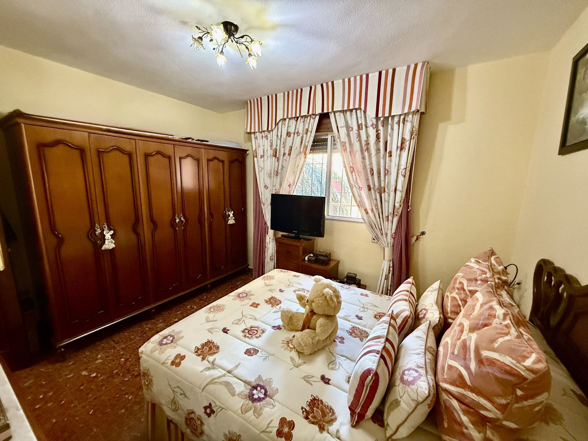 3 Bed Apartment for sale in Fuengirola Costa Del Sol, Málaga, Spain
