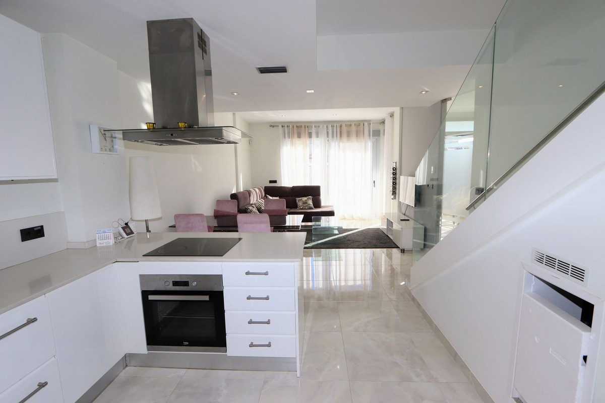 3 Bed Townhouse for sale in Lomas De Cabo Roig Costa Blanca, Alicante, Spain