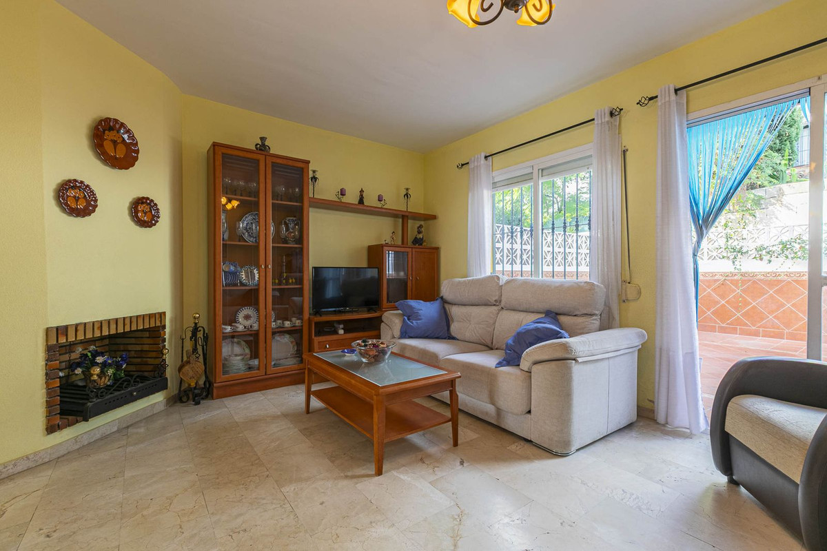 6 Bed Townhouse for sale in Marbella Costa Del Sol, Málaga, Spain