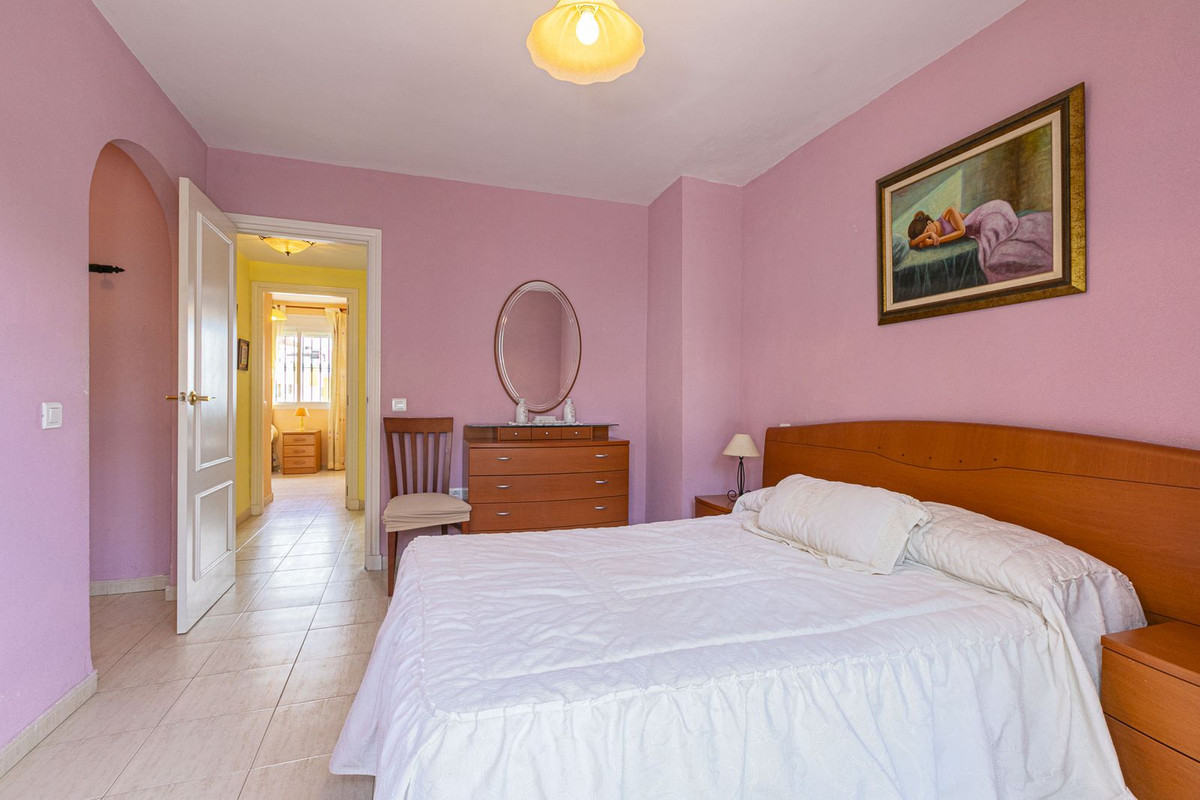 6 Bed Townhouse for sale in Marbella Costa Del Sol, Málaga, Spain