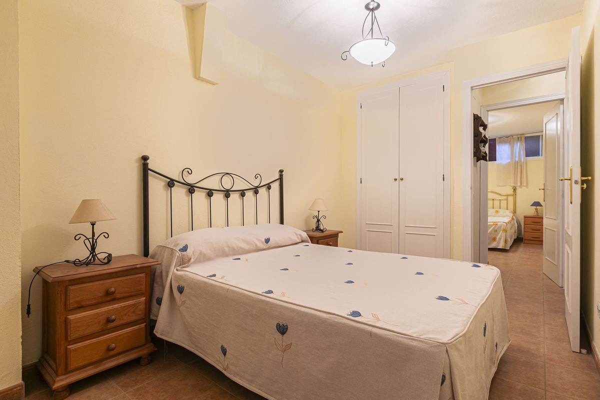 6 Bed Townhouse for sale in Marbella Costa Del Sol, Málaga, Spain