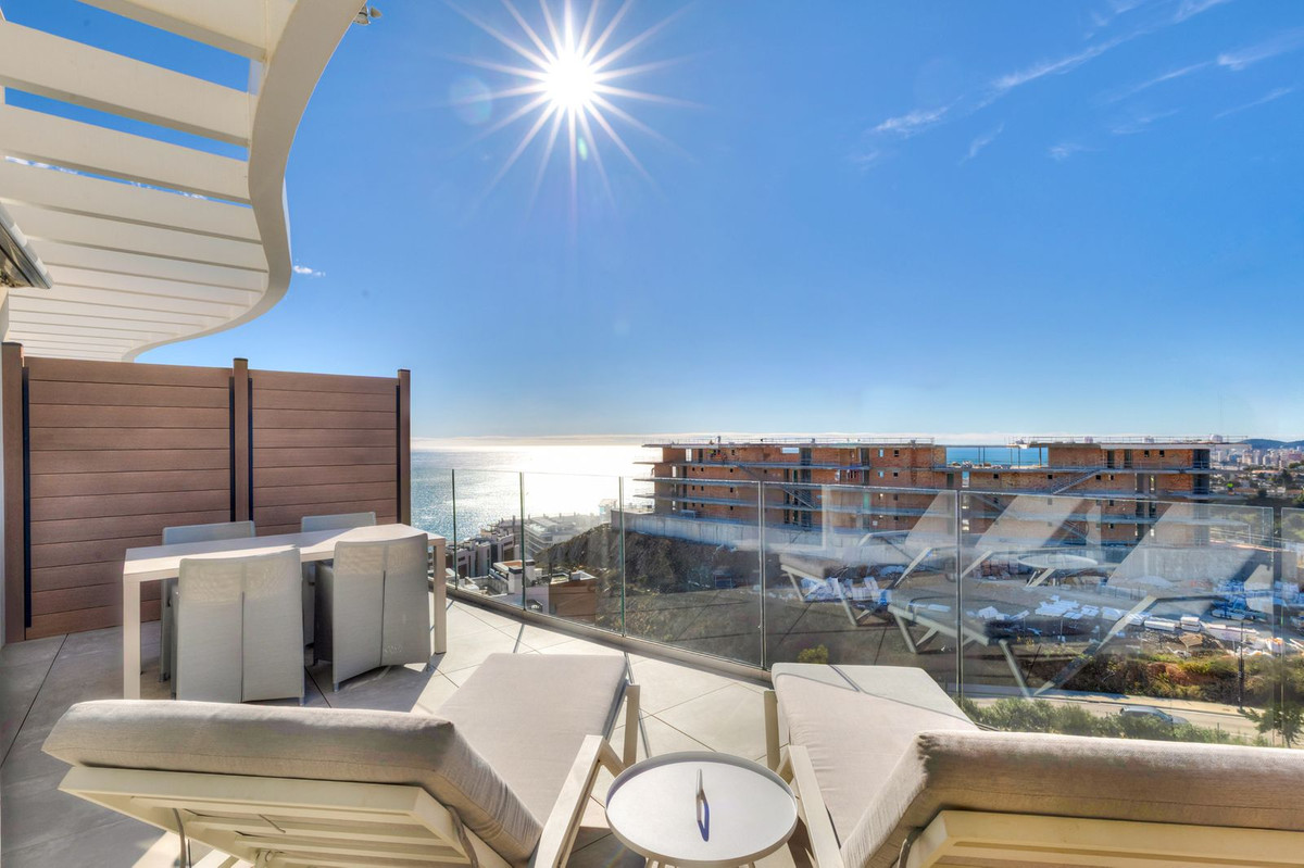 2 Bed Apartment for sale in Fuengirola Costa Del Sol, Málaga, Spain