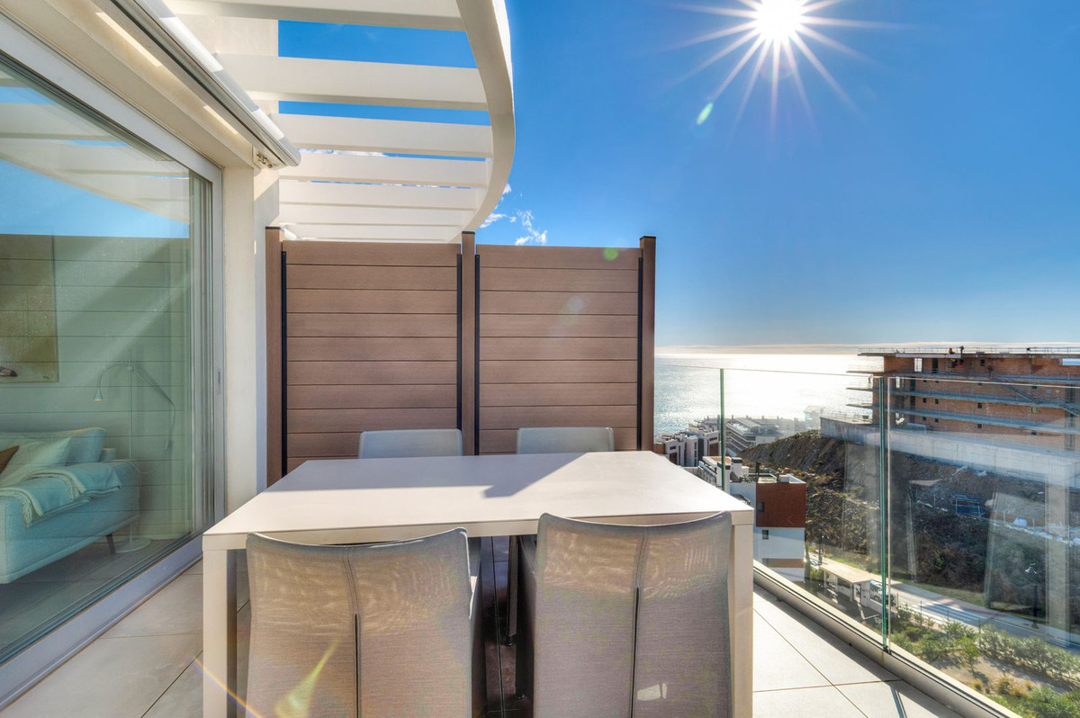 2 Bed Apartment for sale in Fuengirola Costa Del Sol, Málaga, Spain