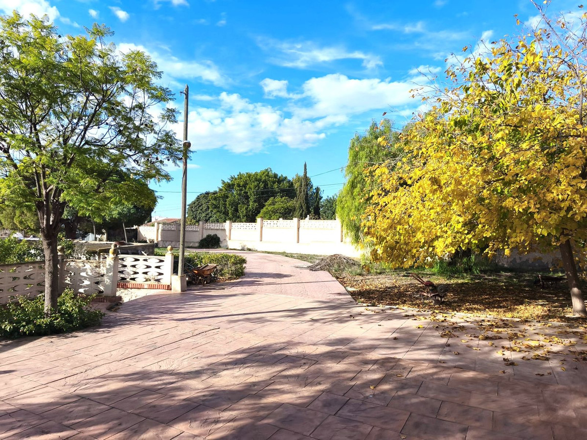 Se vende Villa - Chalet de 5 dormitorios en Costa Blanca, Alicante, España