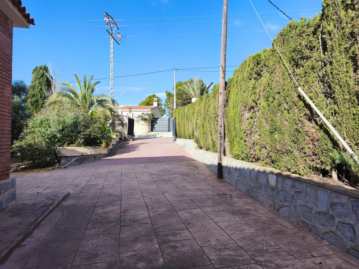 Se vende Villa - Chalet de 5 dormitorios en Costa Blanca, Alicante, España