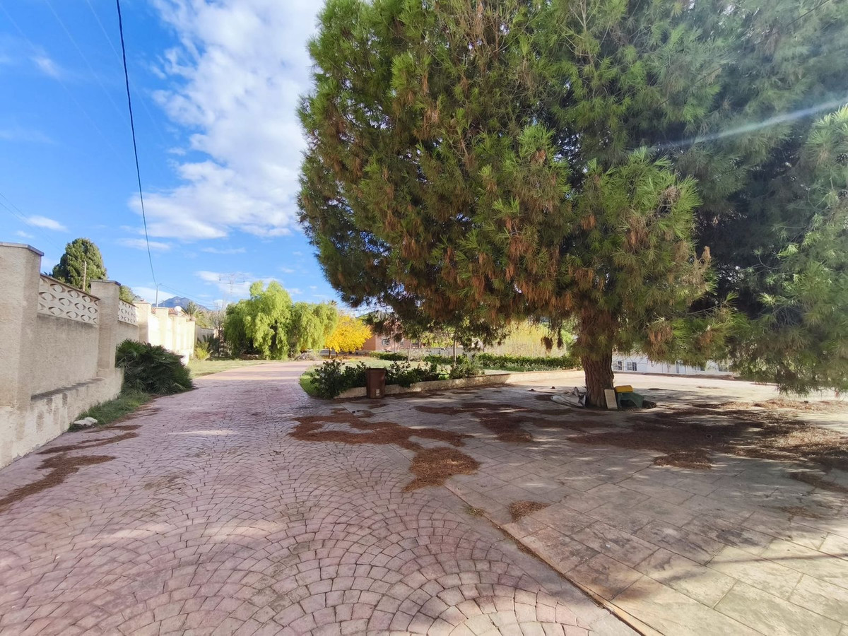 Se vende Villa - Chalet de 5 dormitorios en Costa Blanca, Alicante, España