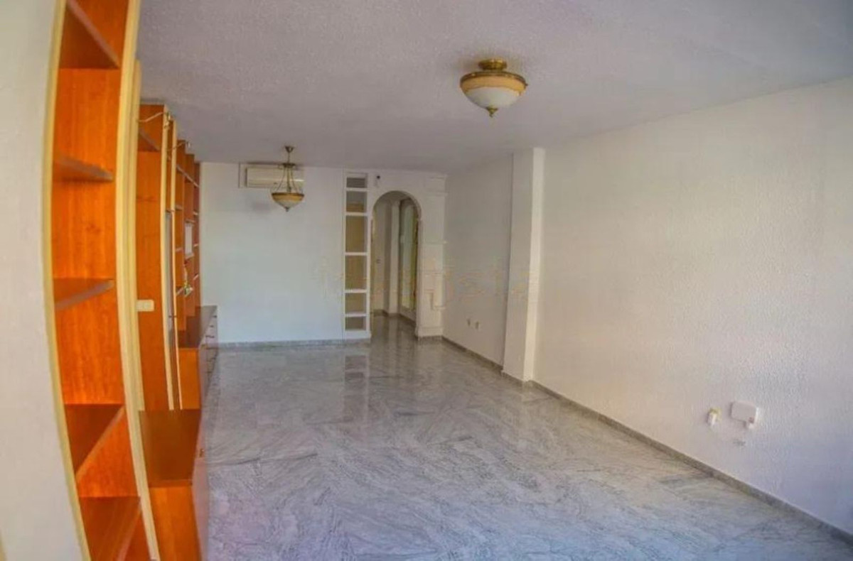 3 Bed Apartment for sale in Marbella Costa Del Sol, Málaga, Spain