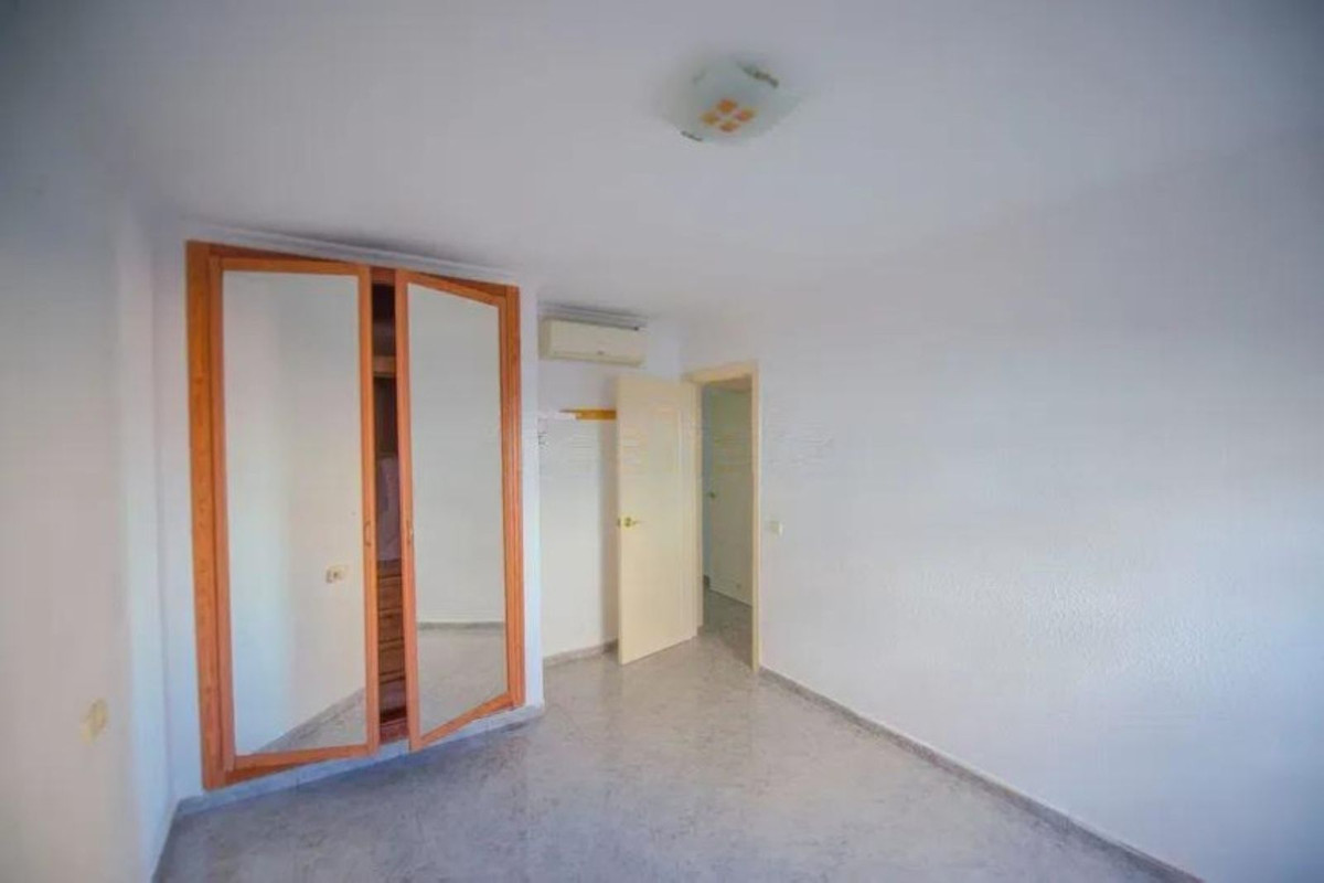 3 Bed Apartment for sale in Marbella Costa Del Sol, Málaga, Spain