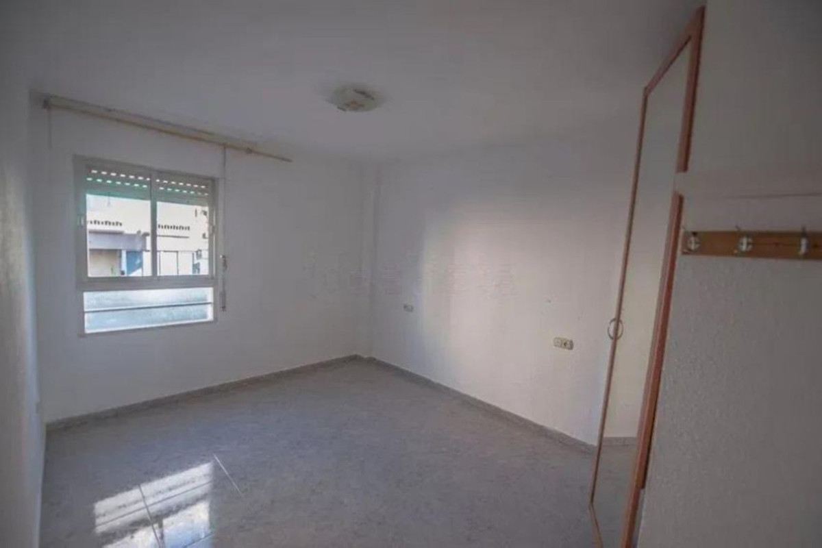 3 Bed Apartment for sale in Marbella Costa Del Sol, Málaga, Spain