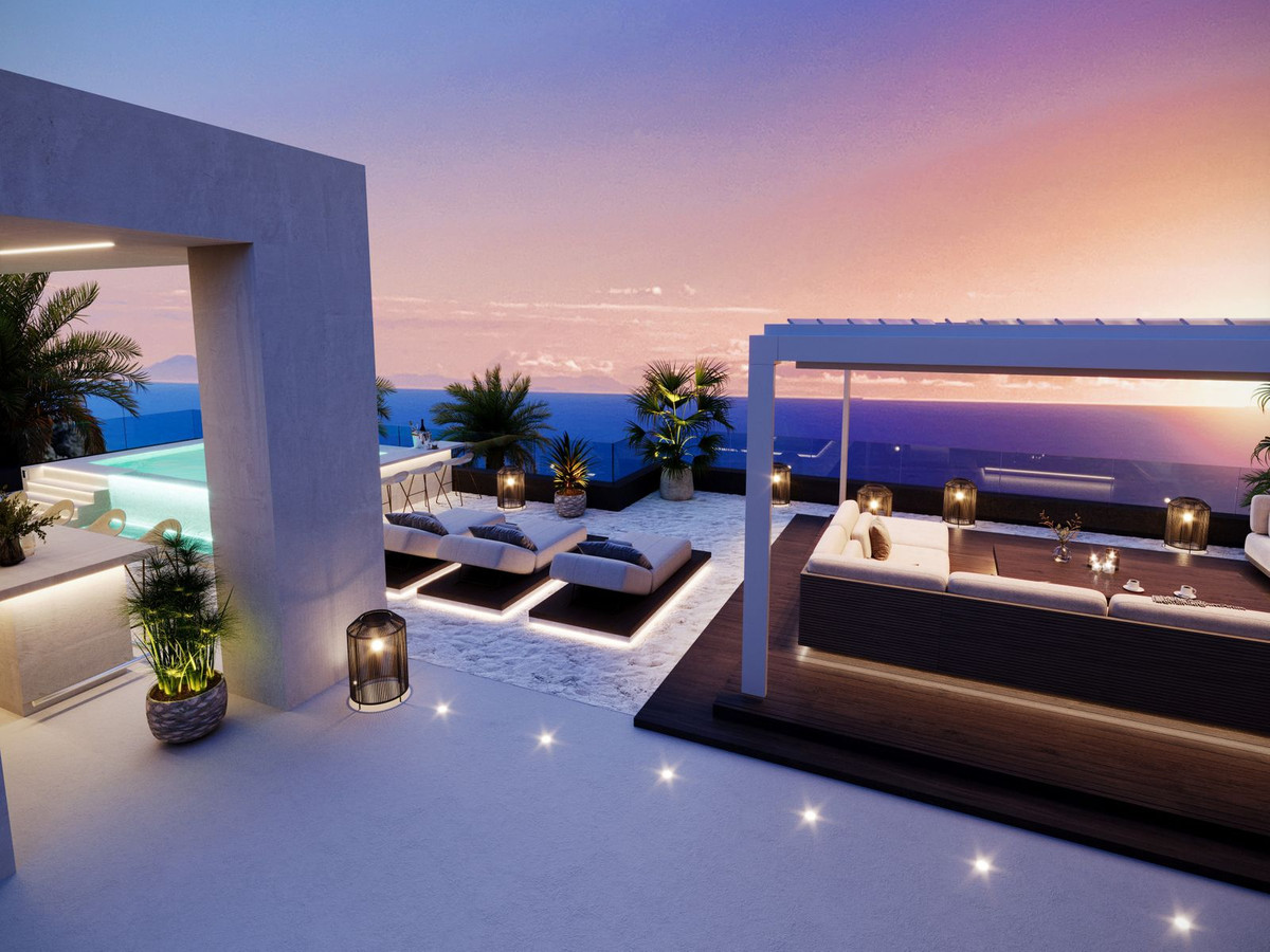 Se vende Villa - Chalet de 5 dormitorios en Costa Del Sol, Málaga, España