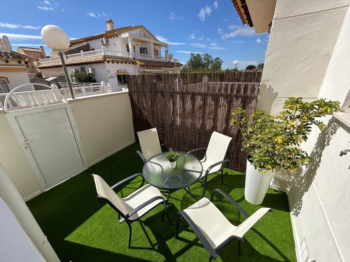 Se vende Adosada de 3 dormitorios en Costa Blanca, Alicante, España
