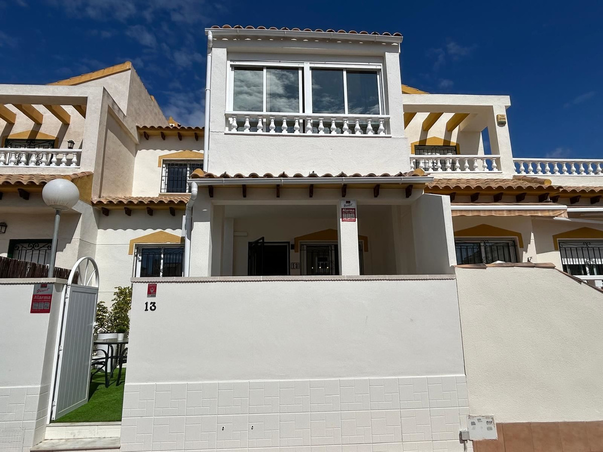 Se vende Adosada de 3 dormitorios en Costa Blanca, Alicante, España