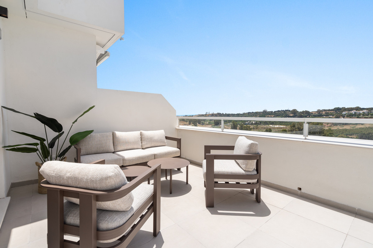 2 Bed Apartment for sale in Estepona Costa Del Sol, Málaga, Spain
