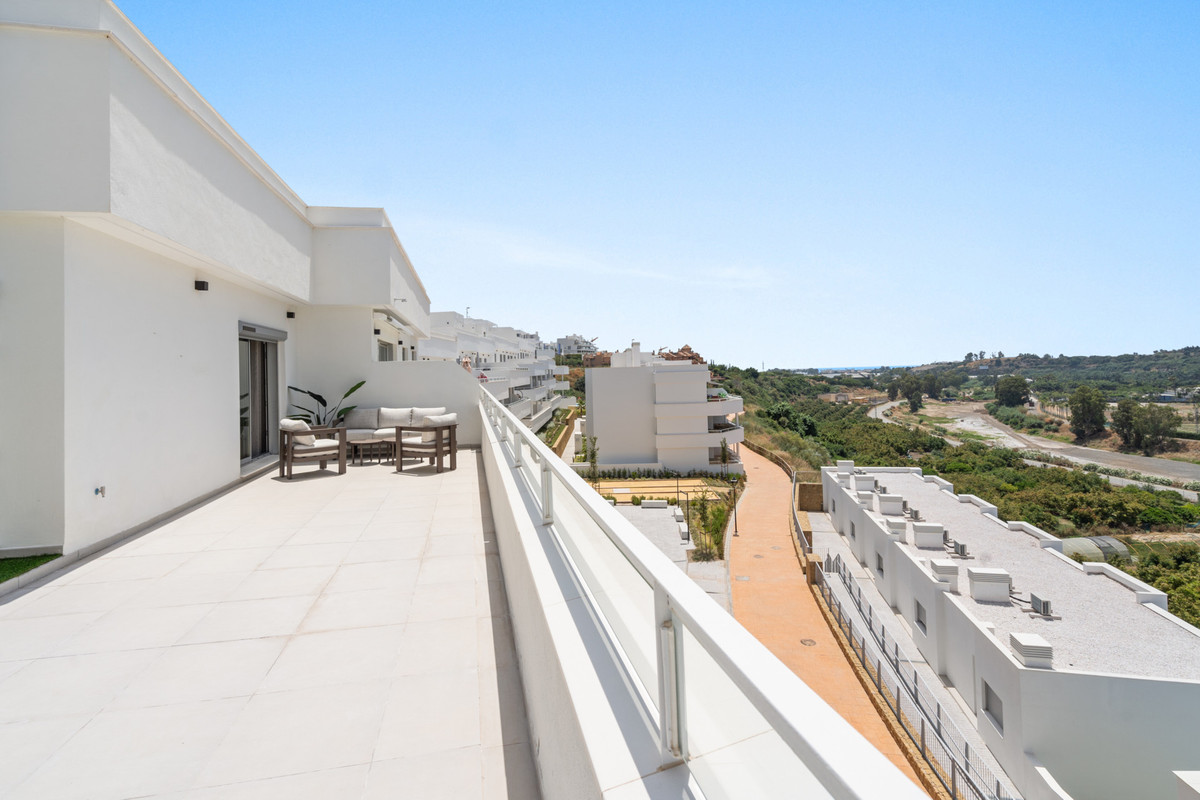 2 Bed Apartment for sale in Estepona Costa Del Sol, Málaga, Spain