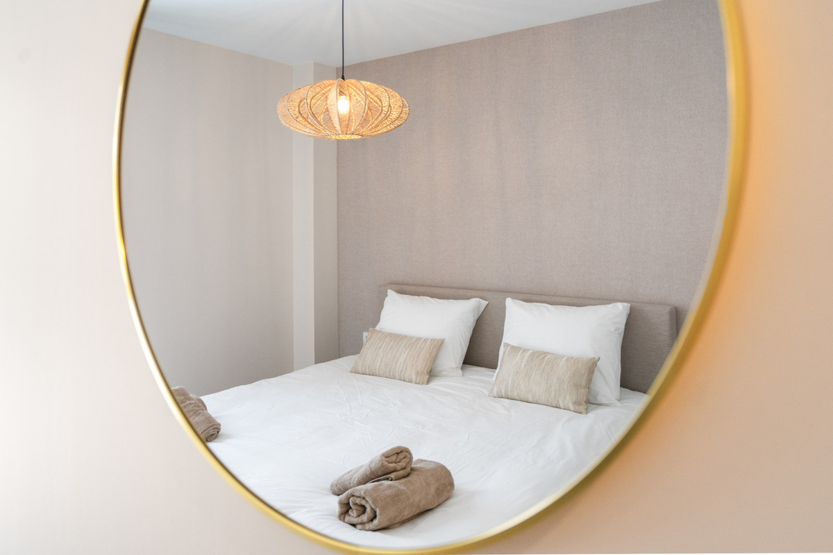 2 Bed Apartment for sale in Estepona Costa Del Sol, Málaga, Spain