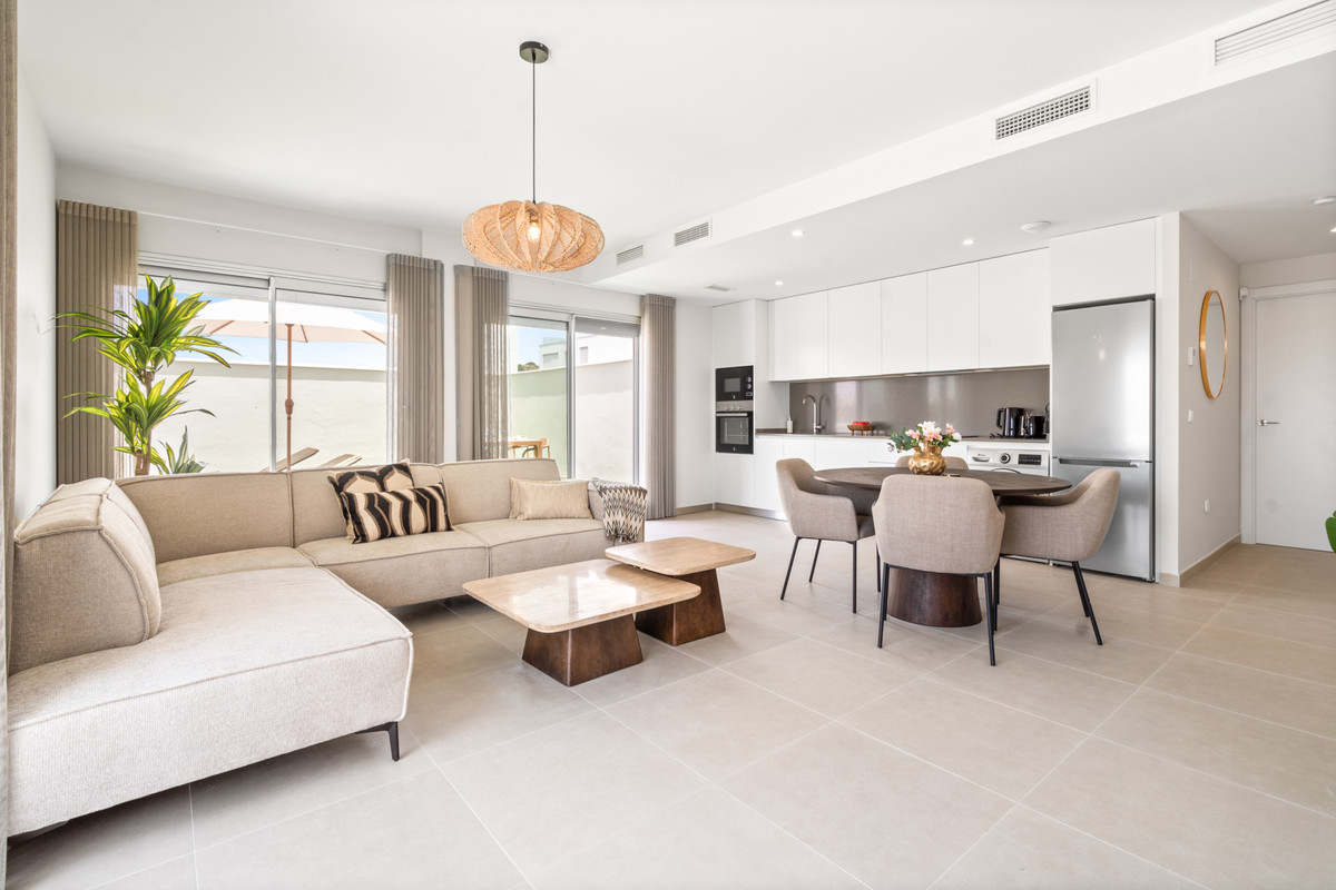 2 Bed Apartment for sale in Estepona Costa Del Sol, Málaga, Spain