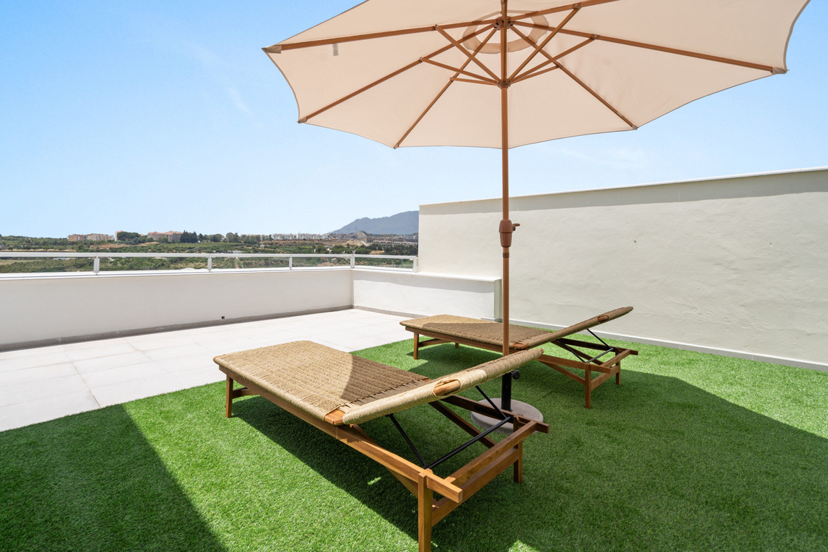 2 Bed Apartment for sale in Estepona Costa Del Sol, Málaga, Spain
