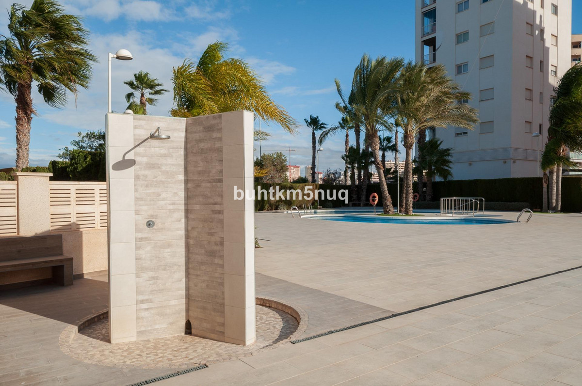 2 Bed Apartment for sale in Calpe Costa Blanca, Alicante, Spain