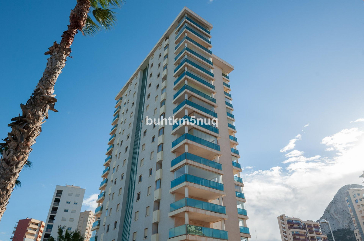 2 Bed Apartment for sale in Calpe Costa Blanca, Alicante, Spain