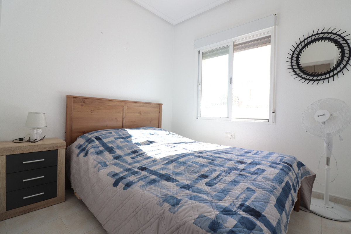Se vende Villa - Chalet de 2 dormitorios en Costa Blanca, Alicante, España