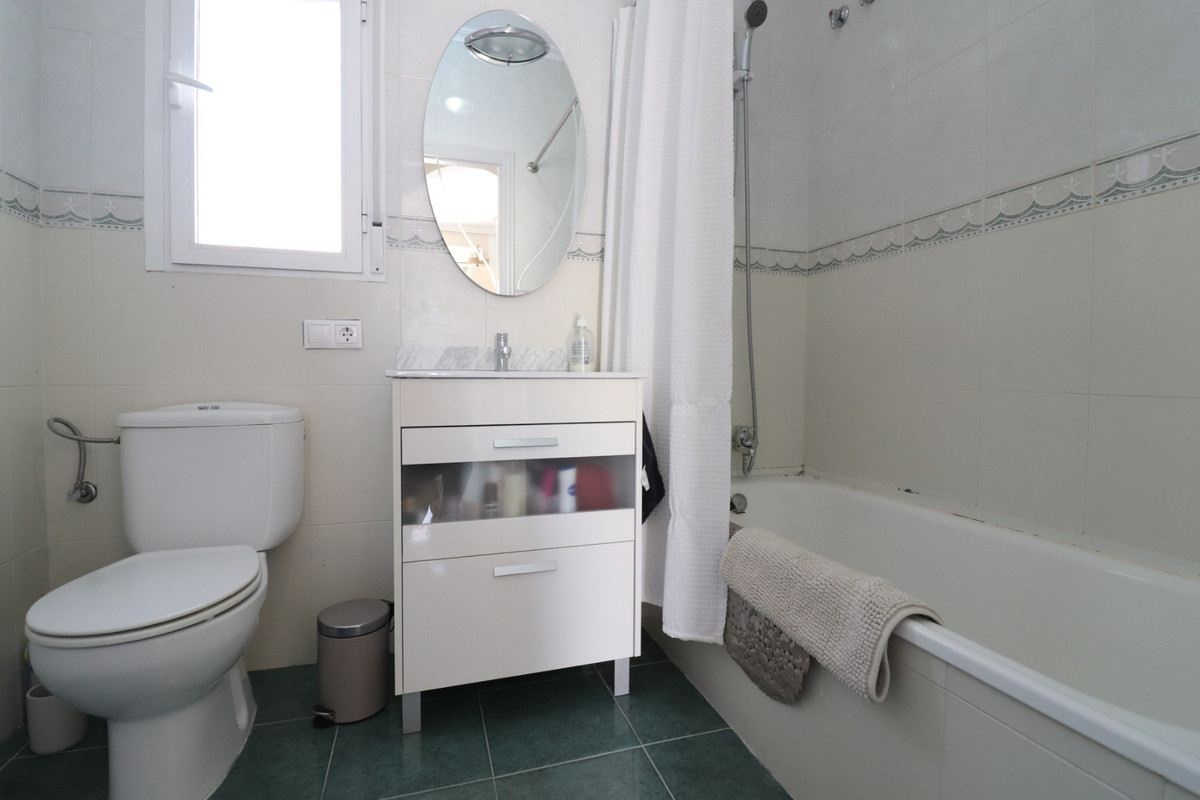 Se vende Villa - Chalet de 2 dormitorios en Costa Blanca, Alicante, España