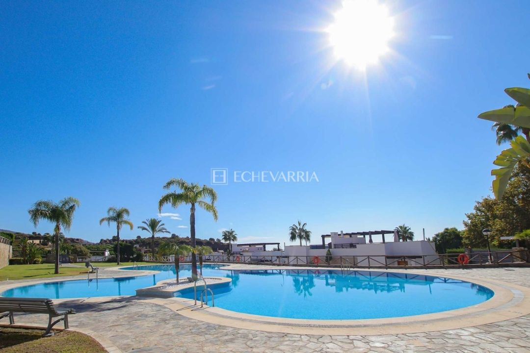 Se vende Adosada de 4 dormitorios en Costa Del Sol, Málaga, España
