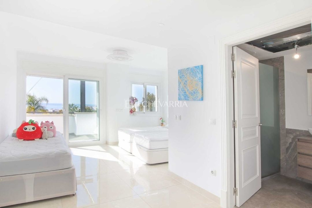Se vende Adosada de 4 dormitorios en Costa Del Sol, Málaga, España