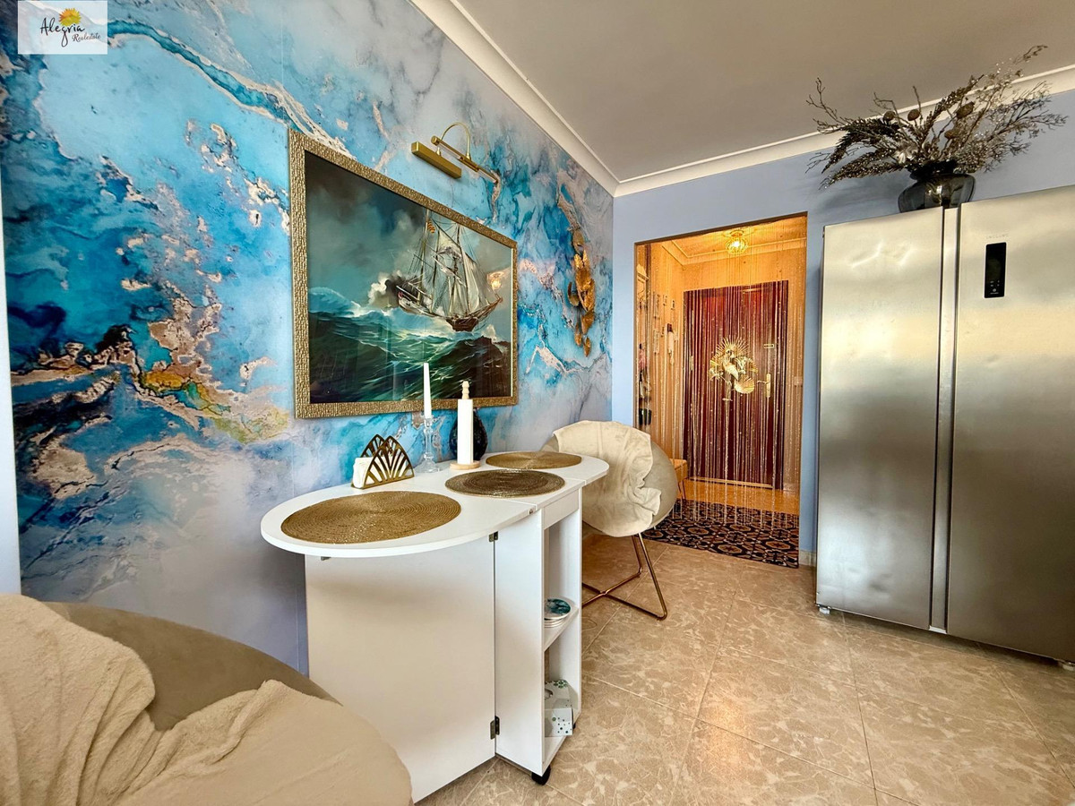 Se vende Apartamento Planta Media de 2 dormitorios en Costa Blanca, Alicante, España