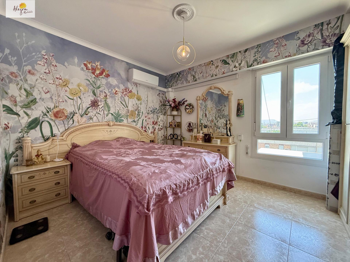 Se vende Apartamento Planta Media de 2 dormitorios en Costa Blanca, Alicante, España
