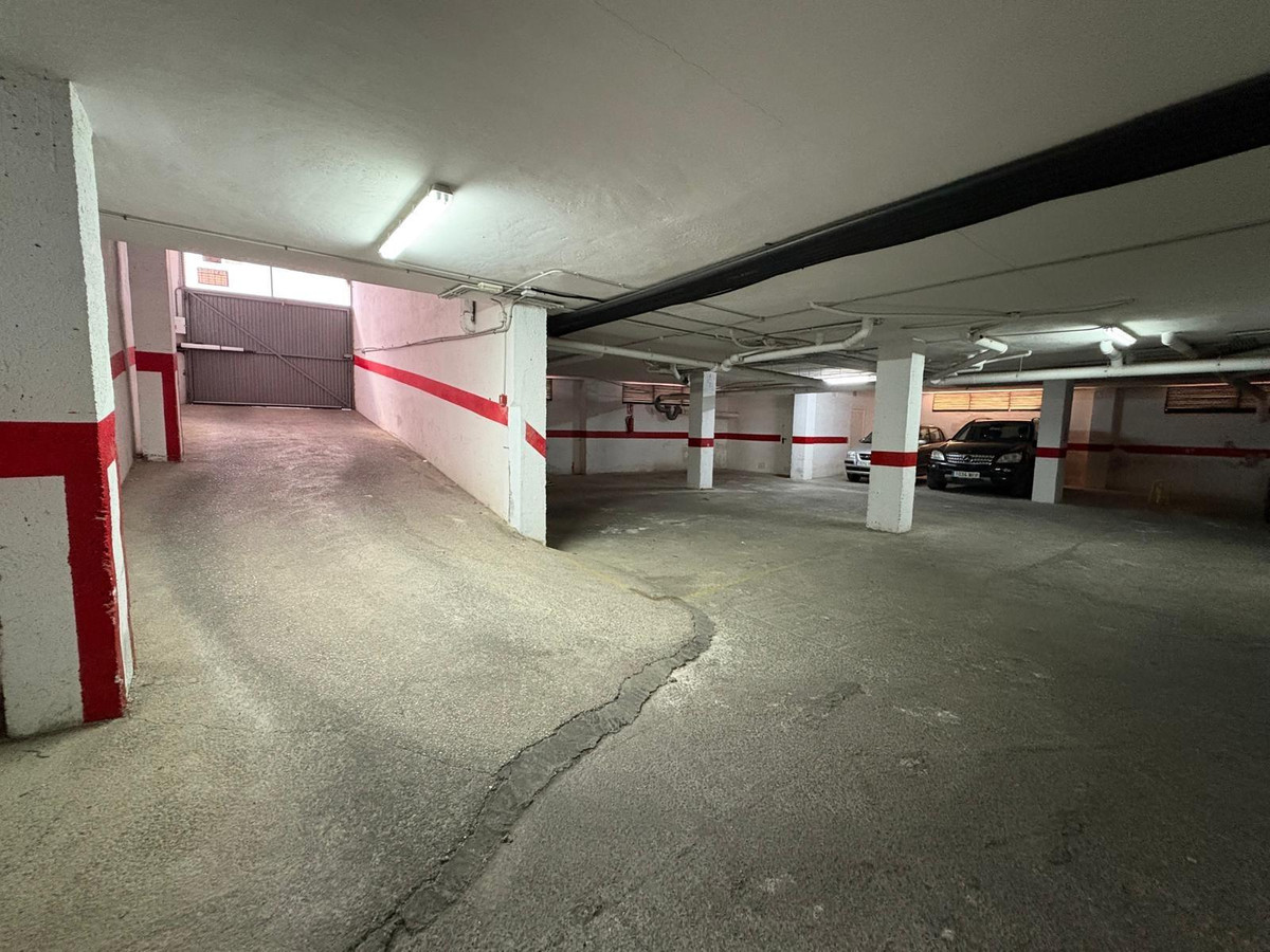 Se vende Aparcamiento  en Costa Blanca, Alicante, España