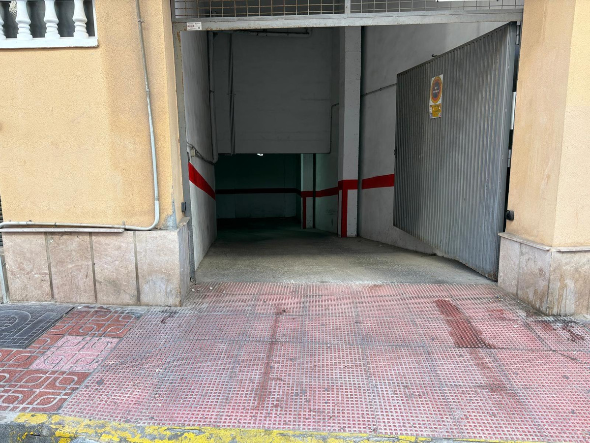 Se vende Aparcamiento  en Costa Blanca, Alicante, España