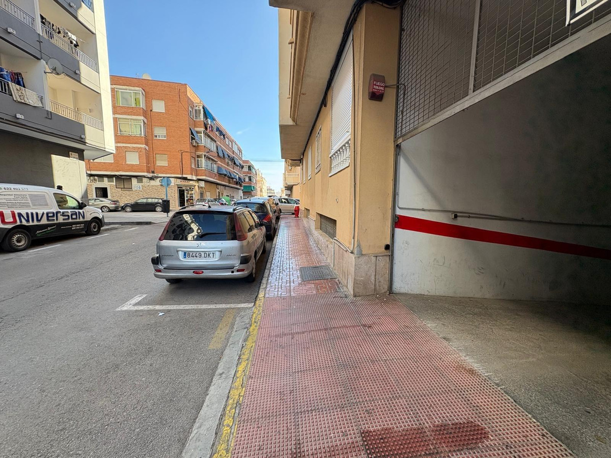 Se vende Aparcamiento  en Costa Blanca, Alicante, España
