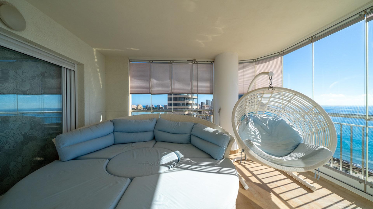 4 Bed Apartment for sale in Calpe Costa Blanca, Alicante, Spain